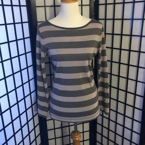 The Limited long sleeve top gold speckles size M